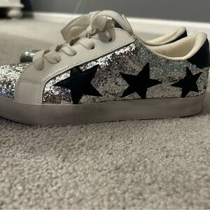 Girls shoes size 3. All in Like New condition. Lightly worn only a few times.